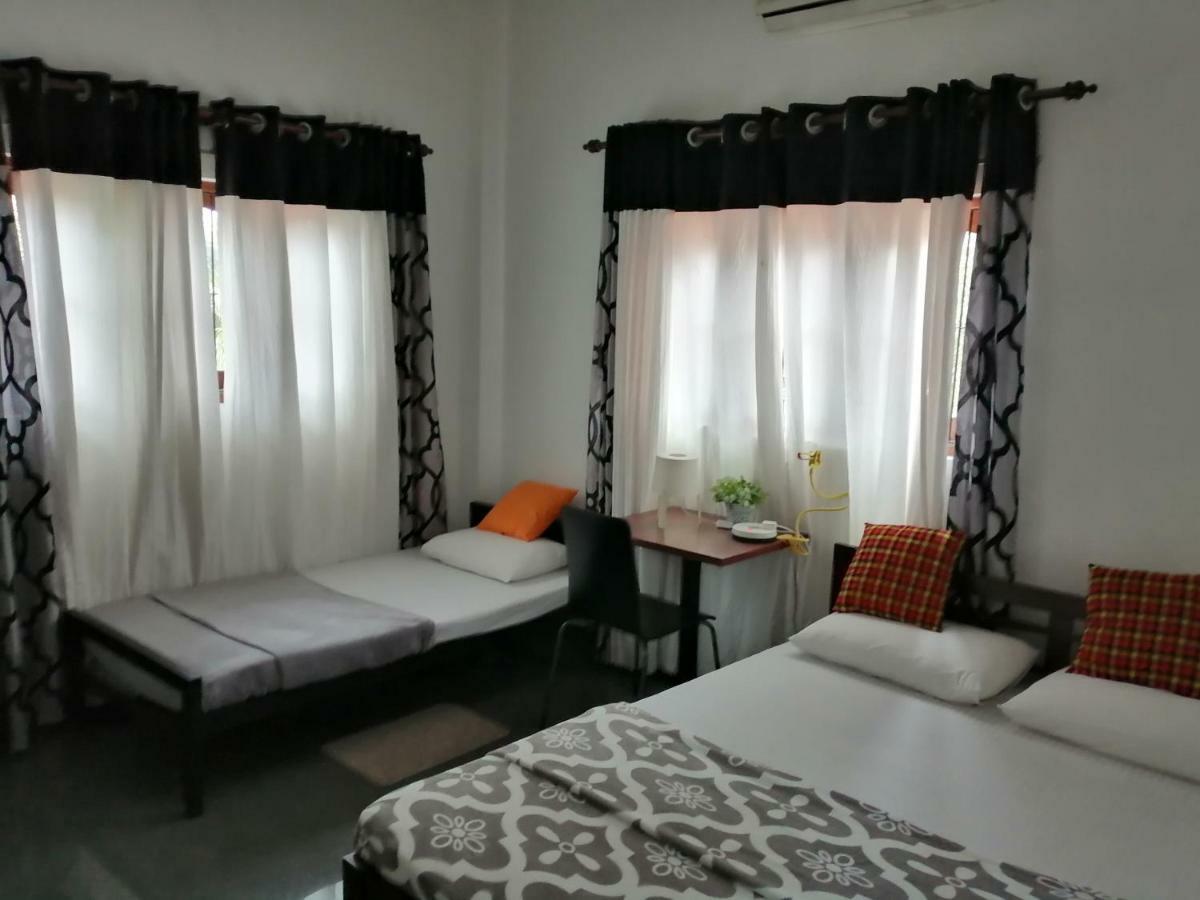 니곰보 House Of Seya B&B 외부 사진